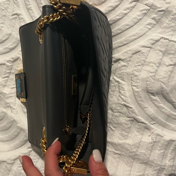 BRAND NEW! Fendi Baguette Chain Midi- Gray - Picture 4 of 7